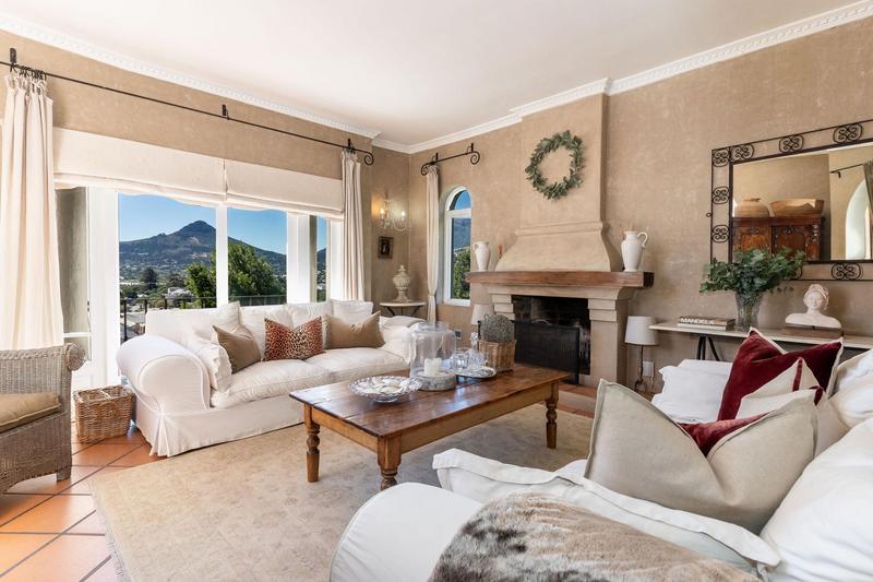 6 Bedroom Property for Sale in Hanging Meadows Western Cape